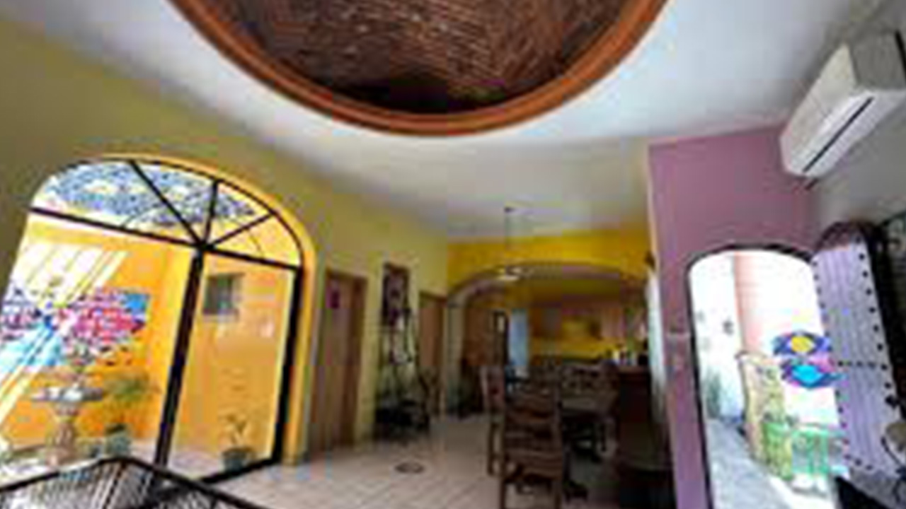 Sofia Hostal Cabo Transportation